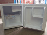 ESSENTIALS CTT50W18 Mini Fridge - White